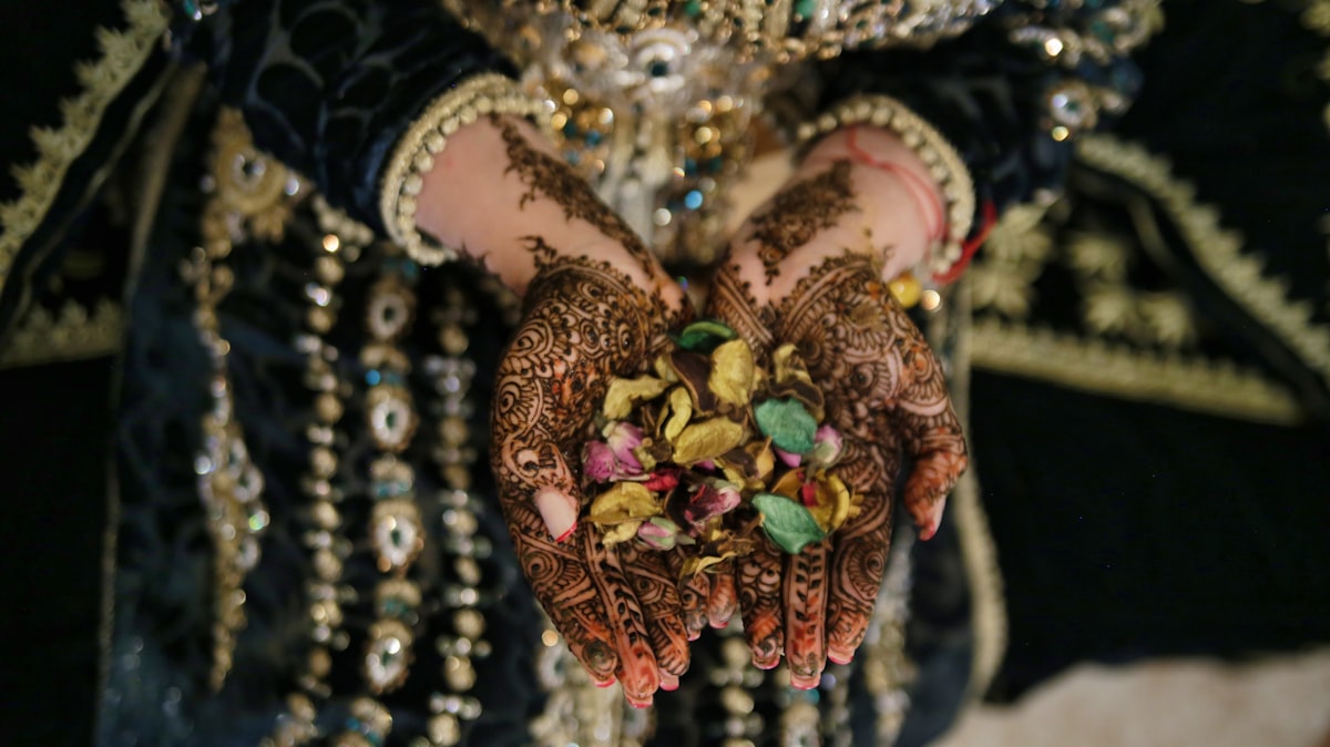 Simple mehendi
